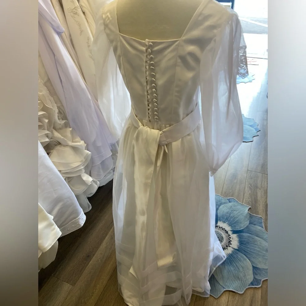 Vintage Wedding Dress - Picture 10 of 12